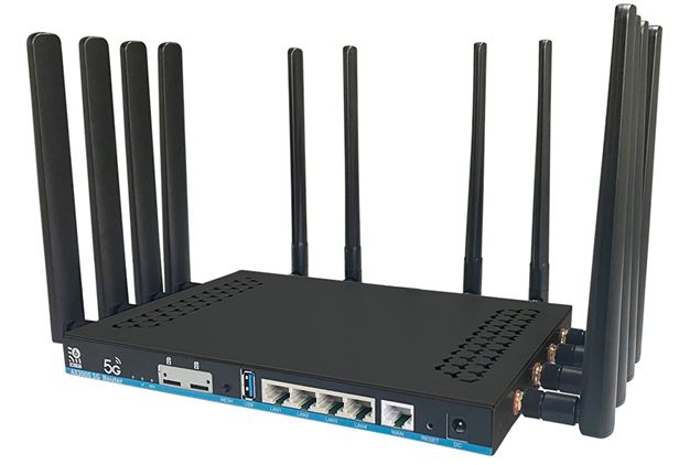 One gateway. Cellular Internet, Wi-Fi 6 and wired networking.